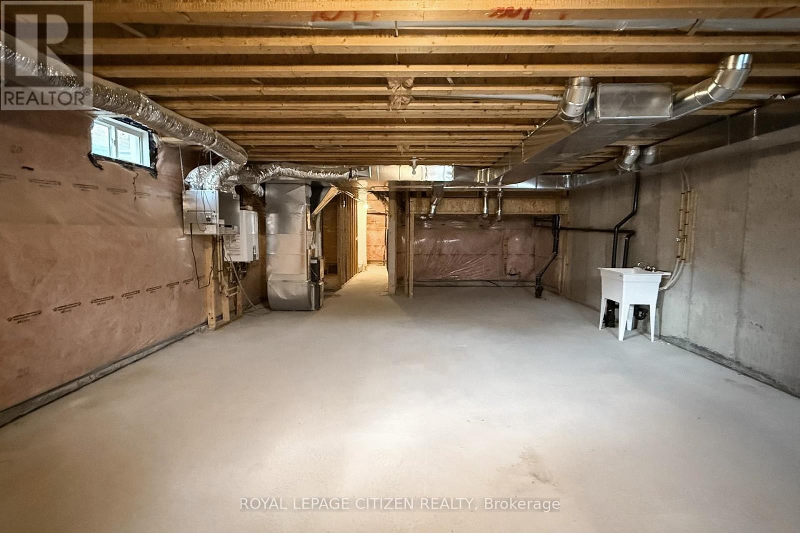 36 Corley Street, Kawartha Lakes, Ontario  K9V 6K2 - Photo 43 - X12561776