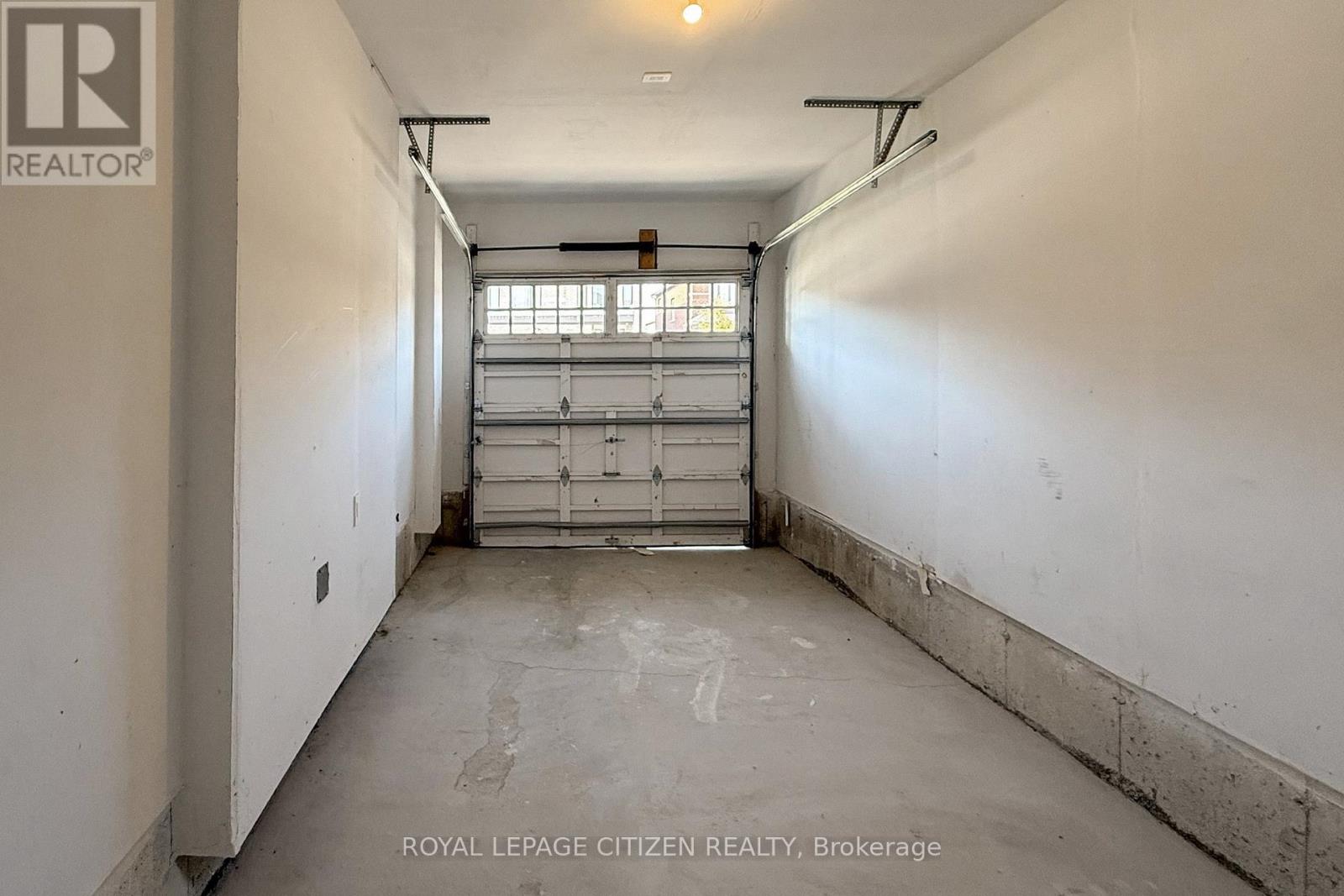 36 Corley Street, Kawartha Lakes, Ontario  K9V 6K2 - Photo 44 - X12561776