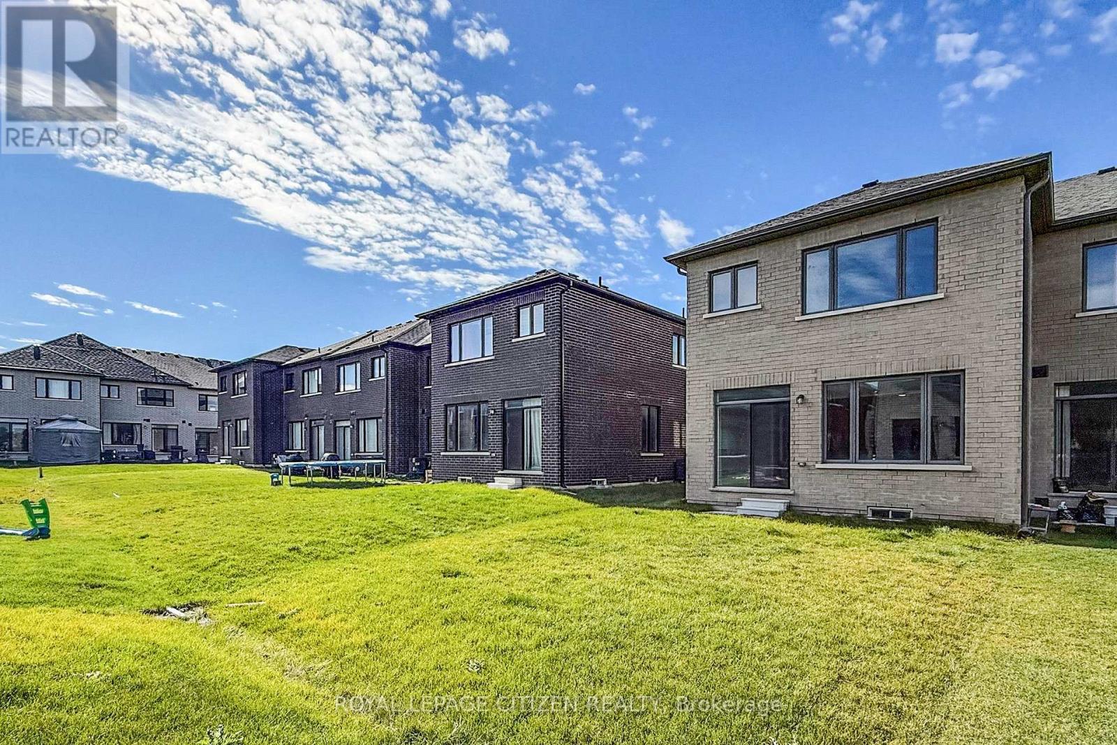 36 Corley Street, Kawartha Lakes, Ontario  K9V 6K2 - Photo 48 - X12561776