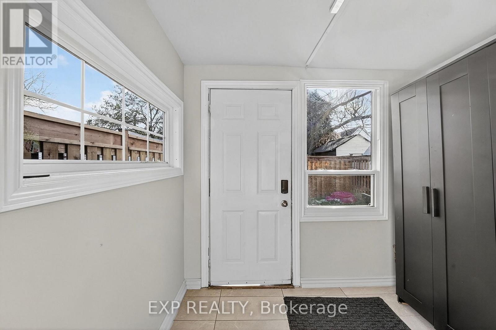 56 Francis Street, Hamilton, Ontario  L8L 3V3 - Photo 32 - X12561828