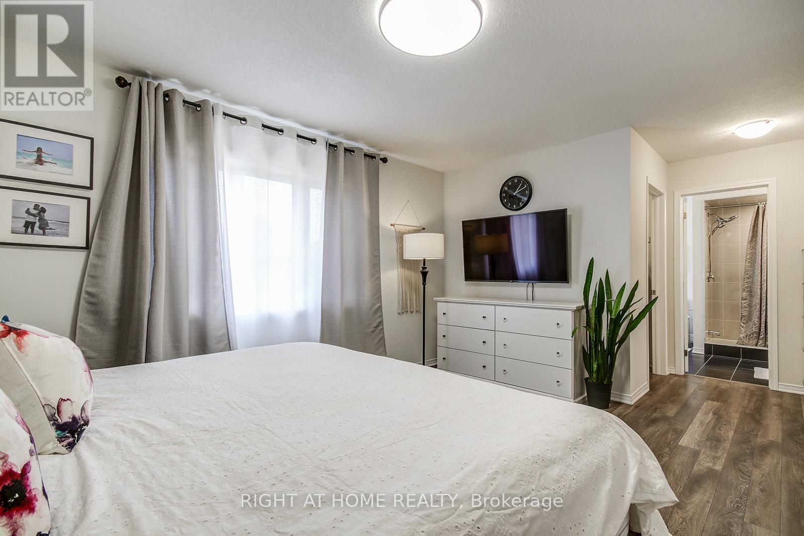 40 Mcwatters Street, Hamilton, Ontario  L0R 1C0 - Photo 31 - X12561846