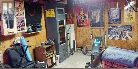 520 Alder Street E, Haldimand, Ontario  N1A 1E6 - Photo 16 - X12561854