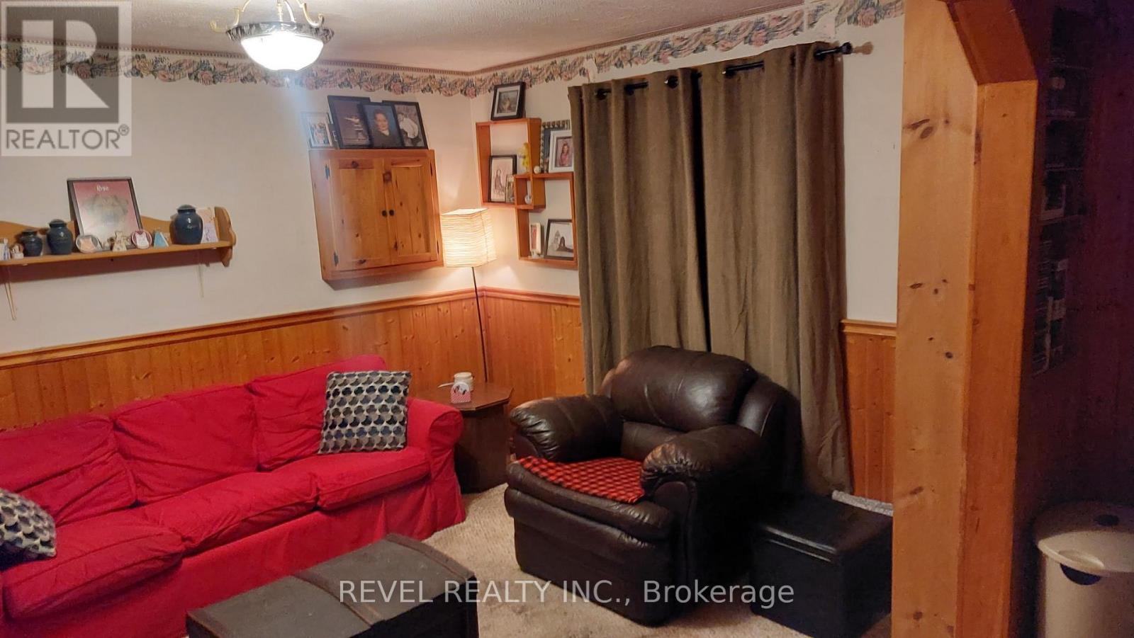 520 Alder Street E, Haldimand, Ontario  N1A 1E6 - Photo 7 - X12561854