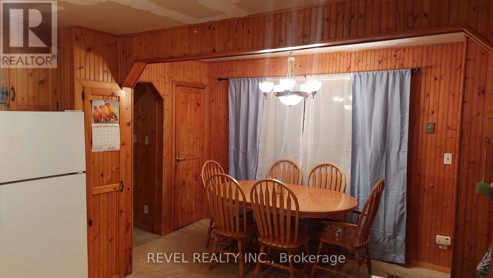 520 Alder Street E, Haldimand, Ontario  N1A 1E6 - Photo 9 - X12561854