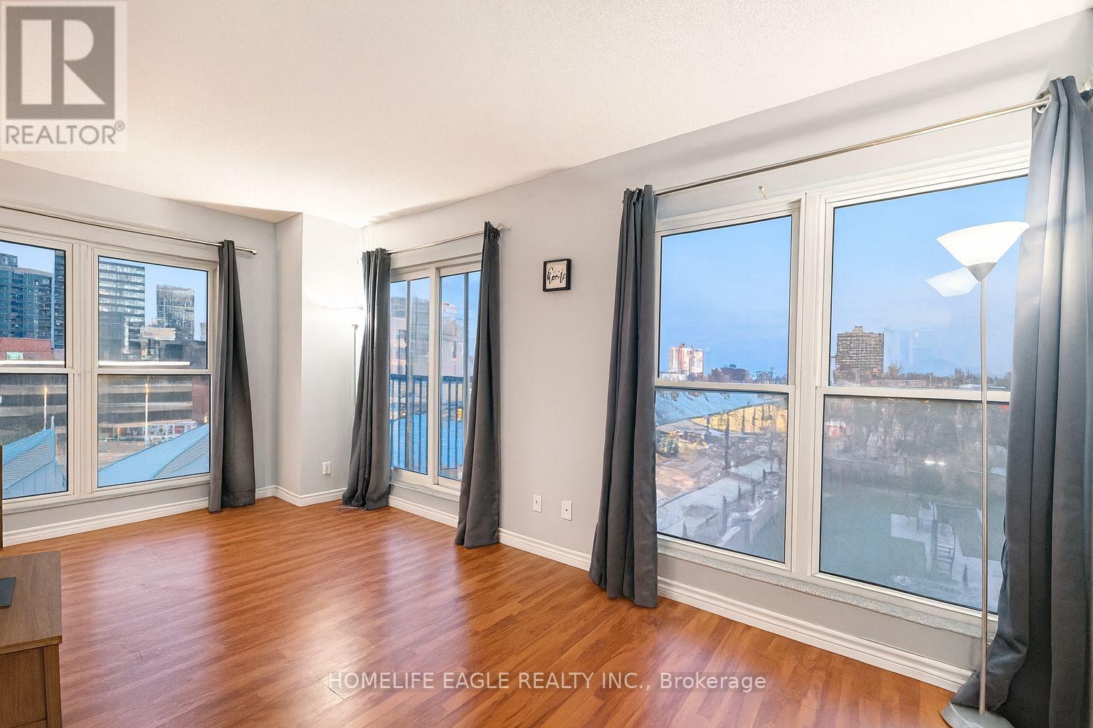 302 - 135 James Street S, Hamilton, Ontario  L8P 2Z6 - Photo 4 - X12562002