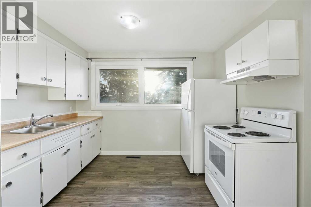 5833 41 Streetcrescent, Red Deer, Alberta  T4N 1B5 - Photo 9 - A2270811