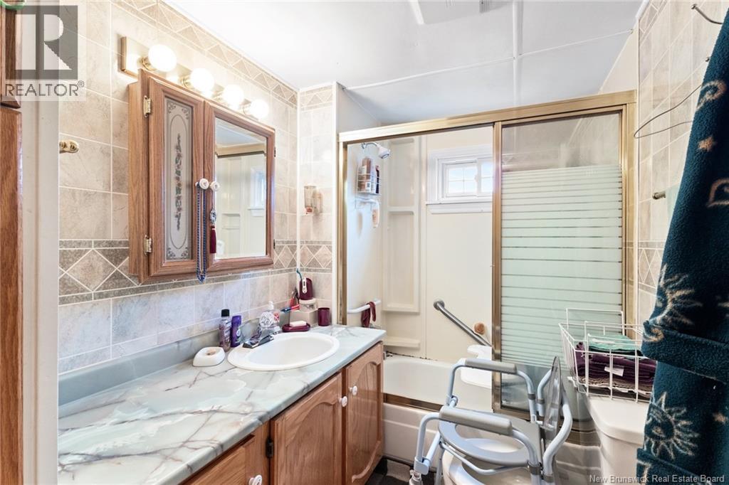 71 Chestnut Street, Minto, New Brunswick  E4B 3L4 - Photo 19 - NB130397
