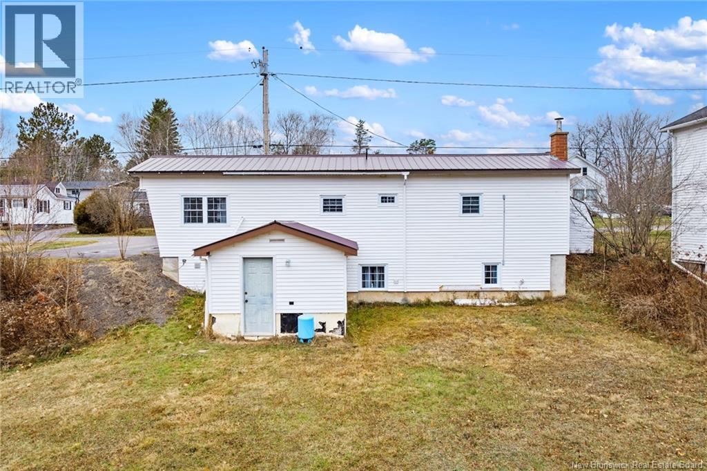 71 Chestnut Street, Minto, New Brunswick  E4B 3L4 - Photo 27 - NB130397