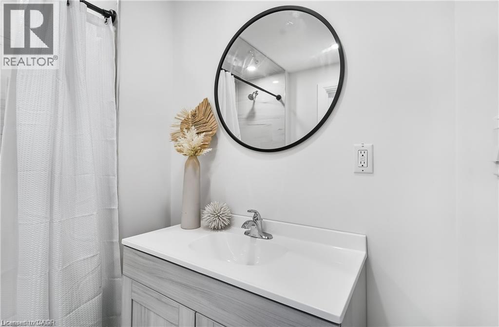 10 Comet Avenue Unit# 1, Hamilton, Ontario  L8H 7E5 - Photo 16 - 40789408