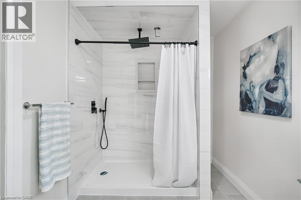 10 Comet Avenue Unit# 1, Hamilton, Ontario  L8H 7E5 - Photo 8 - 40789408