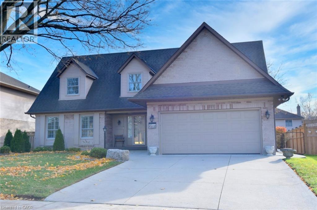 216 Amberly Boulevard, Ancaster, Ontario L9G 4J7 - Photo 2 - 40789124