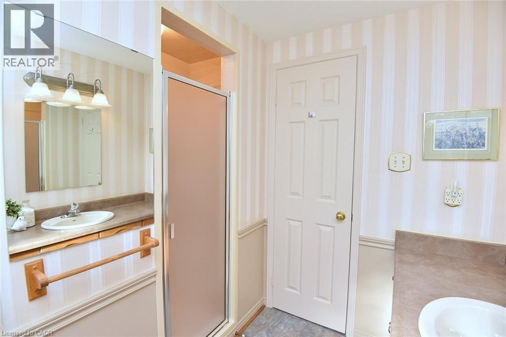 216 Amberly Boulevard, Ancaster, Ontario L9G 4J7 - Photo 35 - 40789124