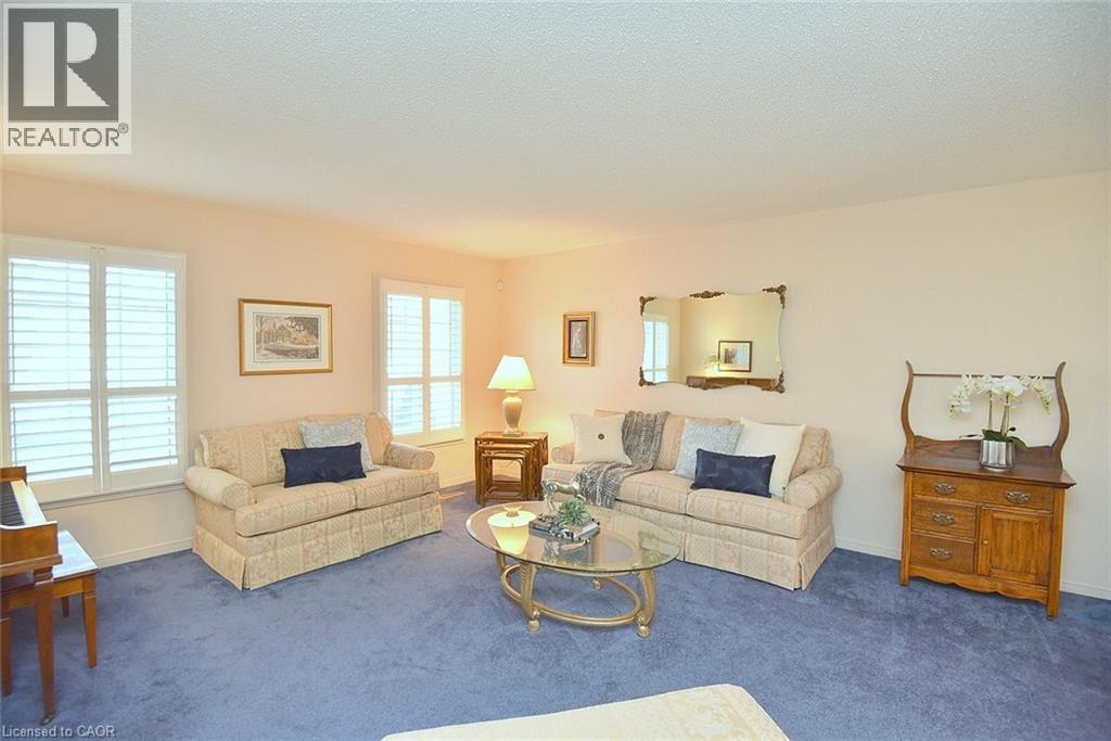 216 Amberly Boulevard, Ancaster, Ontario L9G 4J7 - Photo 9 - 40789124