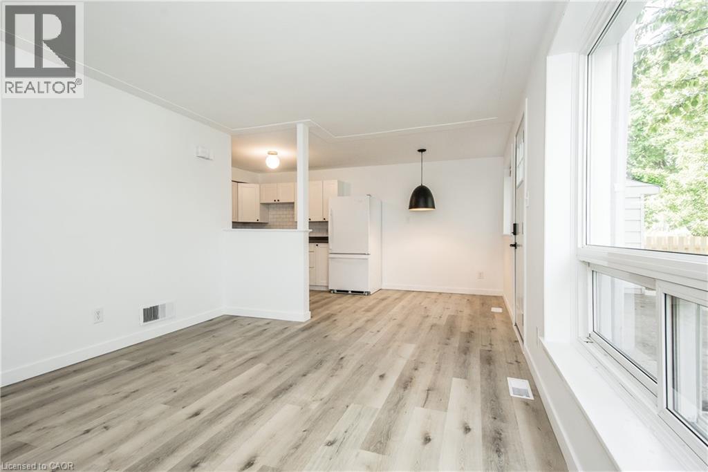 373 Hillcrest Road Unit# B, Cambridge, Ontario  N3H 1B4 - Photo 12 - 40787862