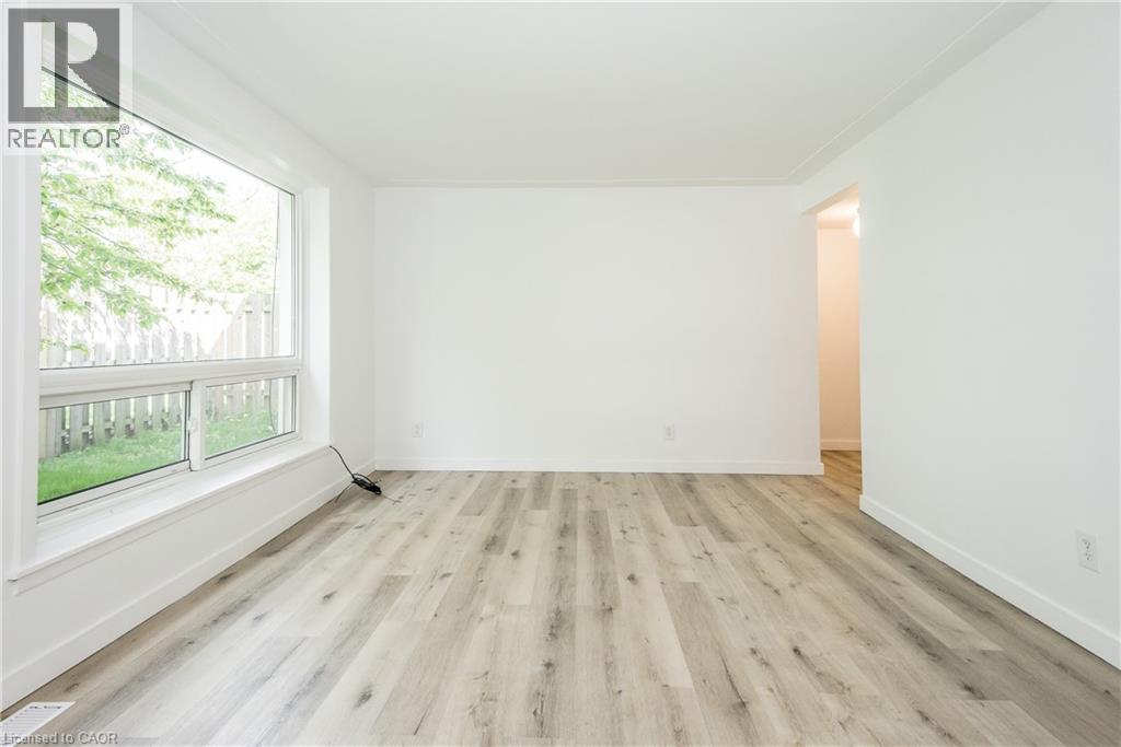 373 Hillcrest Road Unit# B, Cambridge, Ontario  N3H 1B4 - Photo 13 - 40787862