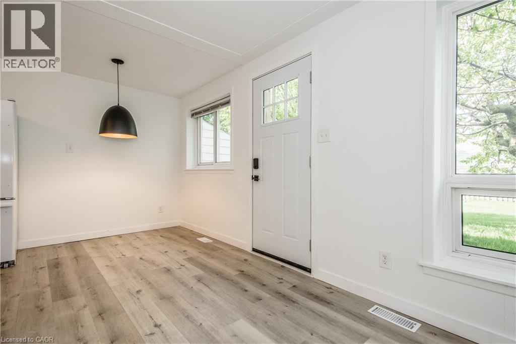 373 Hillcrest Road Unit# B, Cambridge, Ontario  N3H 1B4 - Photo 5 - 40787862