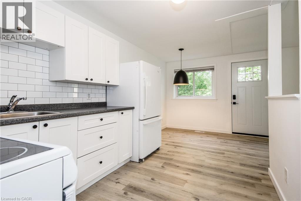 373 Hillcrest Road Unit# B, Cambridge, Ontario  N3H 1B4 - Photo 6 - 40787862