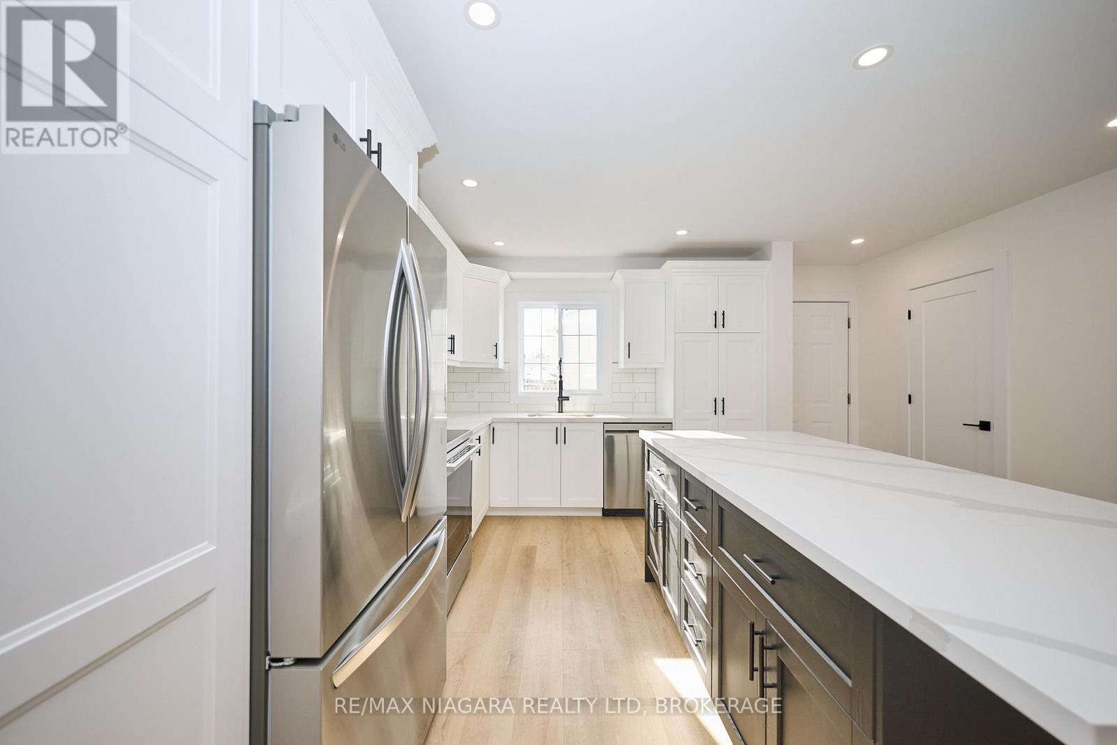 80 - 8141 Coventry Road, Niagara Falls, Ontario  L2H 2X7 - Photo 5 - X12562052