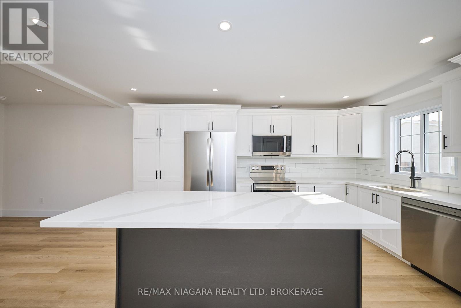 80 - 8141 Coventry Road, Niagara Falls, Ontario  L2H 2X7 - Photo 6 - X12562052