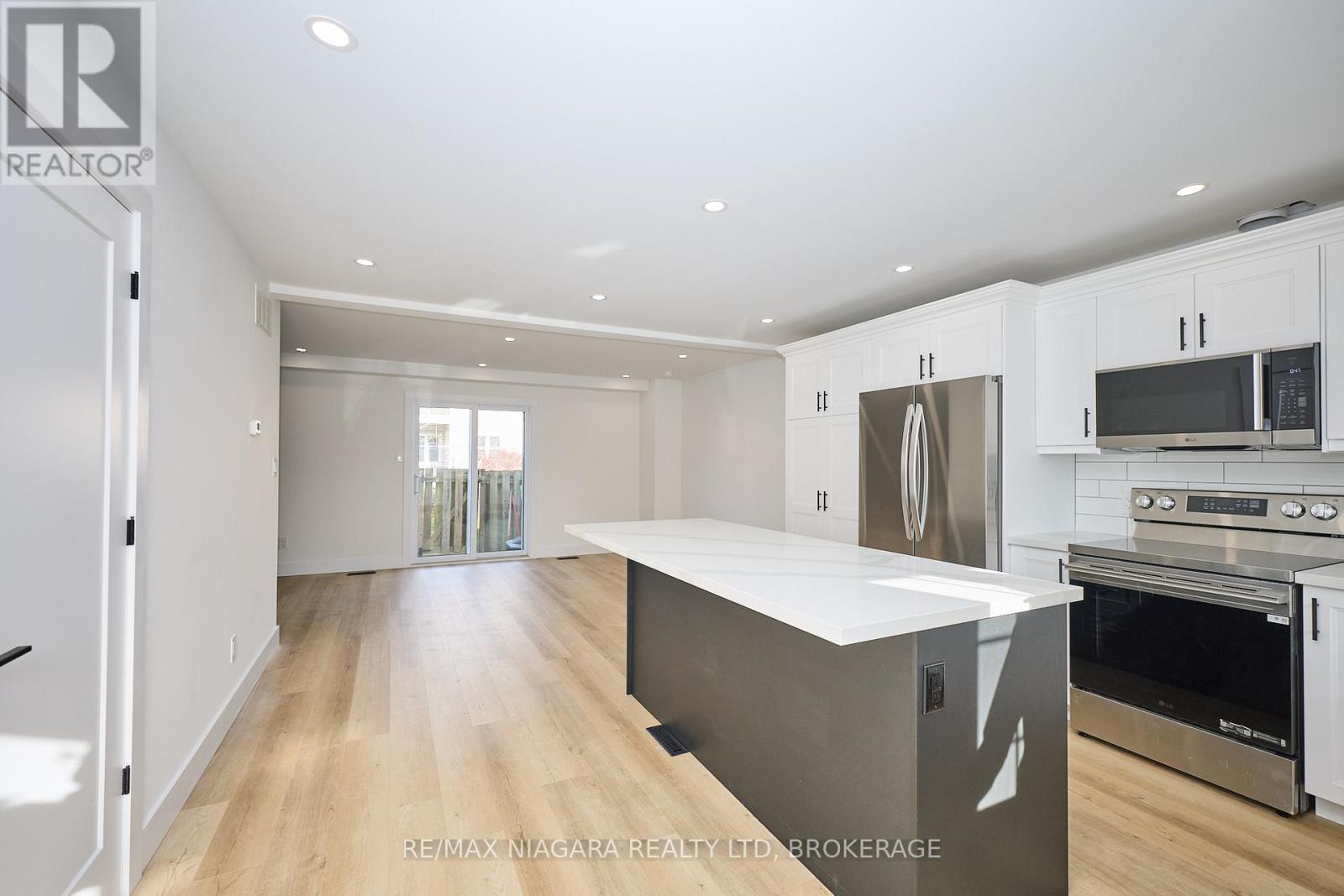 80 - 8141 Coventry Road, Niagara Falls, Ontario  L2H 2X7 - Photo 8 - X12562052