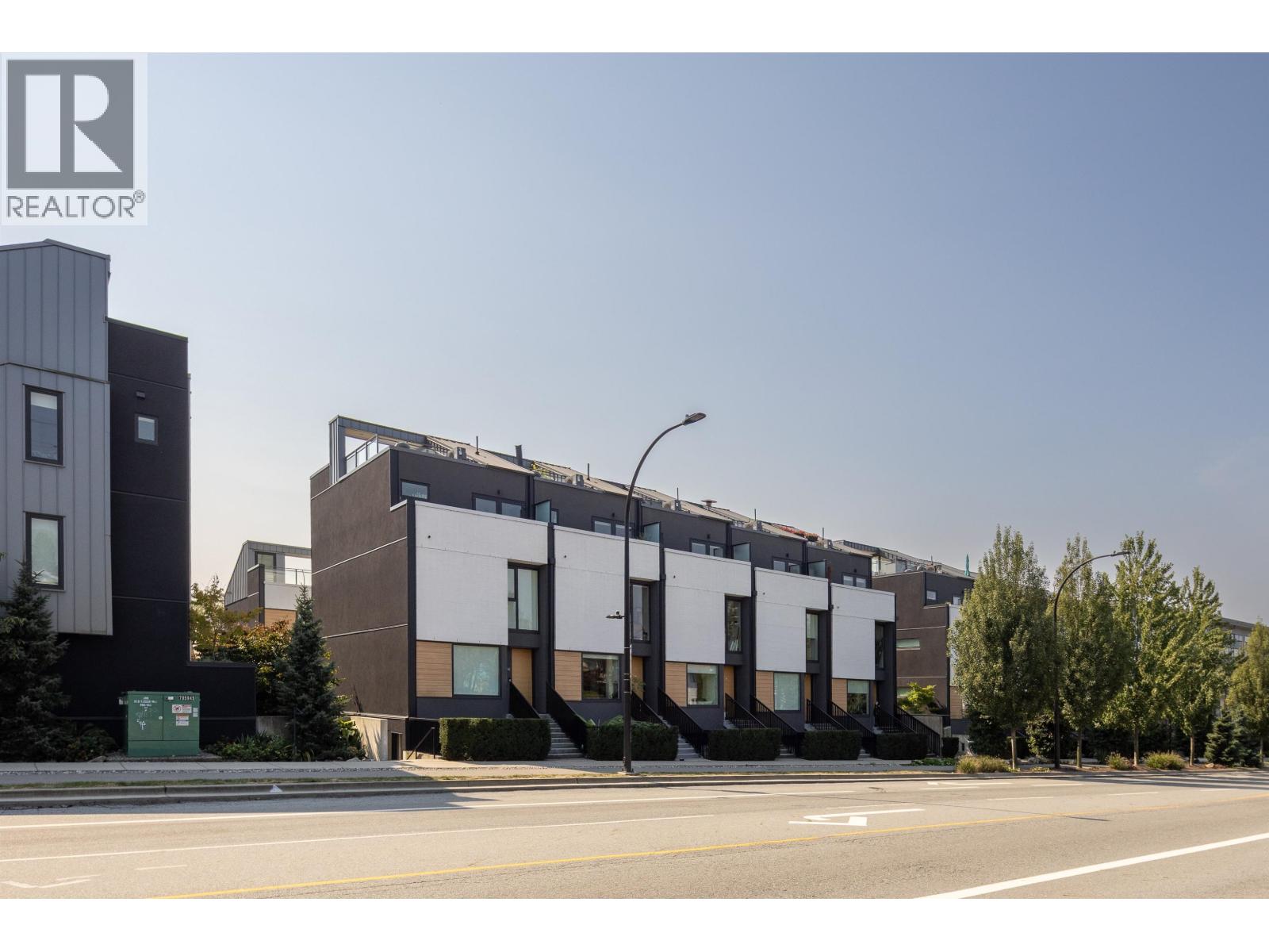 206 649 E 3rd Street, North Vancouver, British Columbia  V7L 1G6 - Photo 35 - R3068989