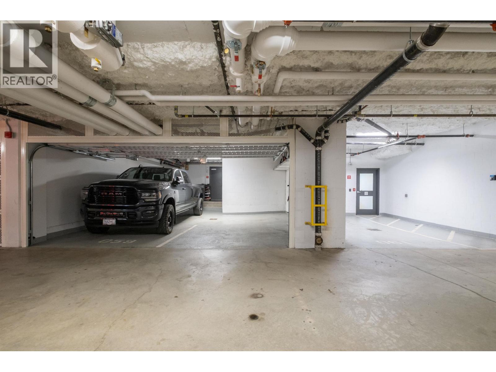 111 747 E 3rd Street, North Vancouver, British Columbia  V7L 1G8 - Photo 31 - R3068990