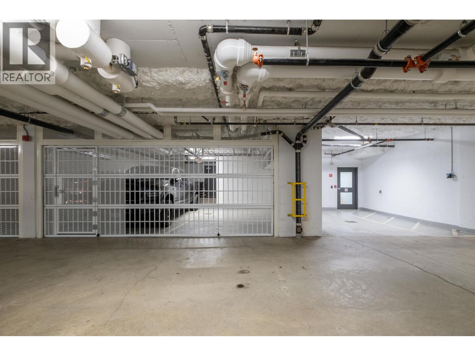 111 747 E 3rd Street, North Vancouver, British Columbia  V7L 1G8 - Photo 32 - R3068990