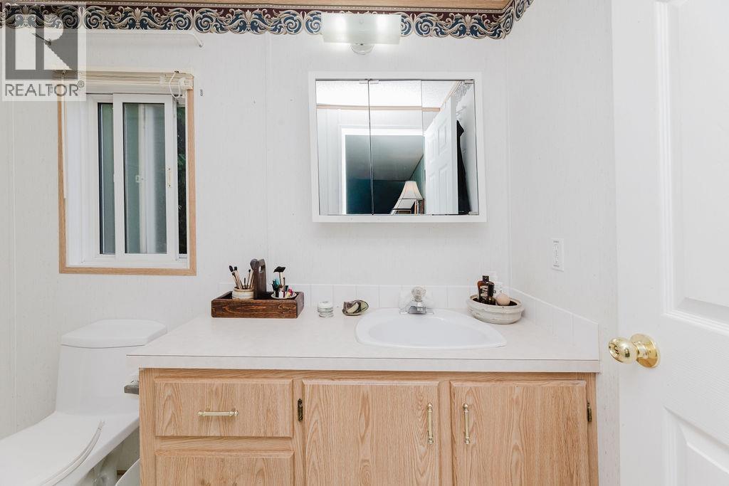 26 1123 Flume Road, Roberts Creek, British Columbia  V0N 2W2 - Photo 26 - R3068973