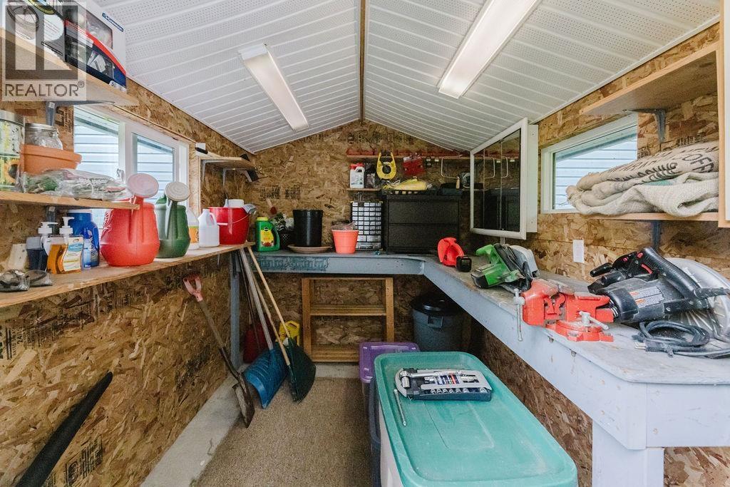 26 1123 Flume Road, Roberts Creek, British Columbia  V0N 2W2 - Photo 37 - R3068973