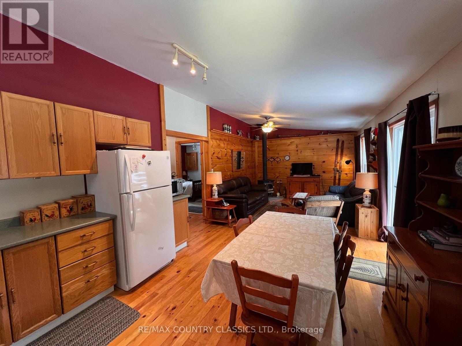 179 Lalonde Lane, Greater Madawaska, Ontario  K0J 2R0 - Photo 8 - X12561948