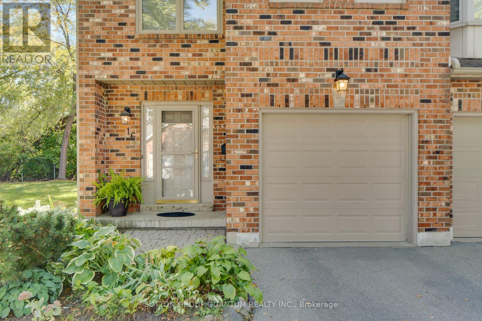 16 - 2230 Walkers Line, Burlington, Ontario  L7M 3Y8 - Photo 2 - W12435881