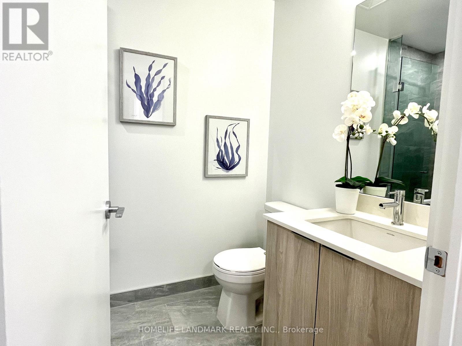 709 - 395 Square One Drive, Mississauga, Ontario  L5B 0P6 - Photo 25 - W12560776