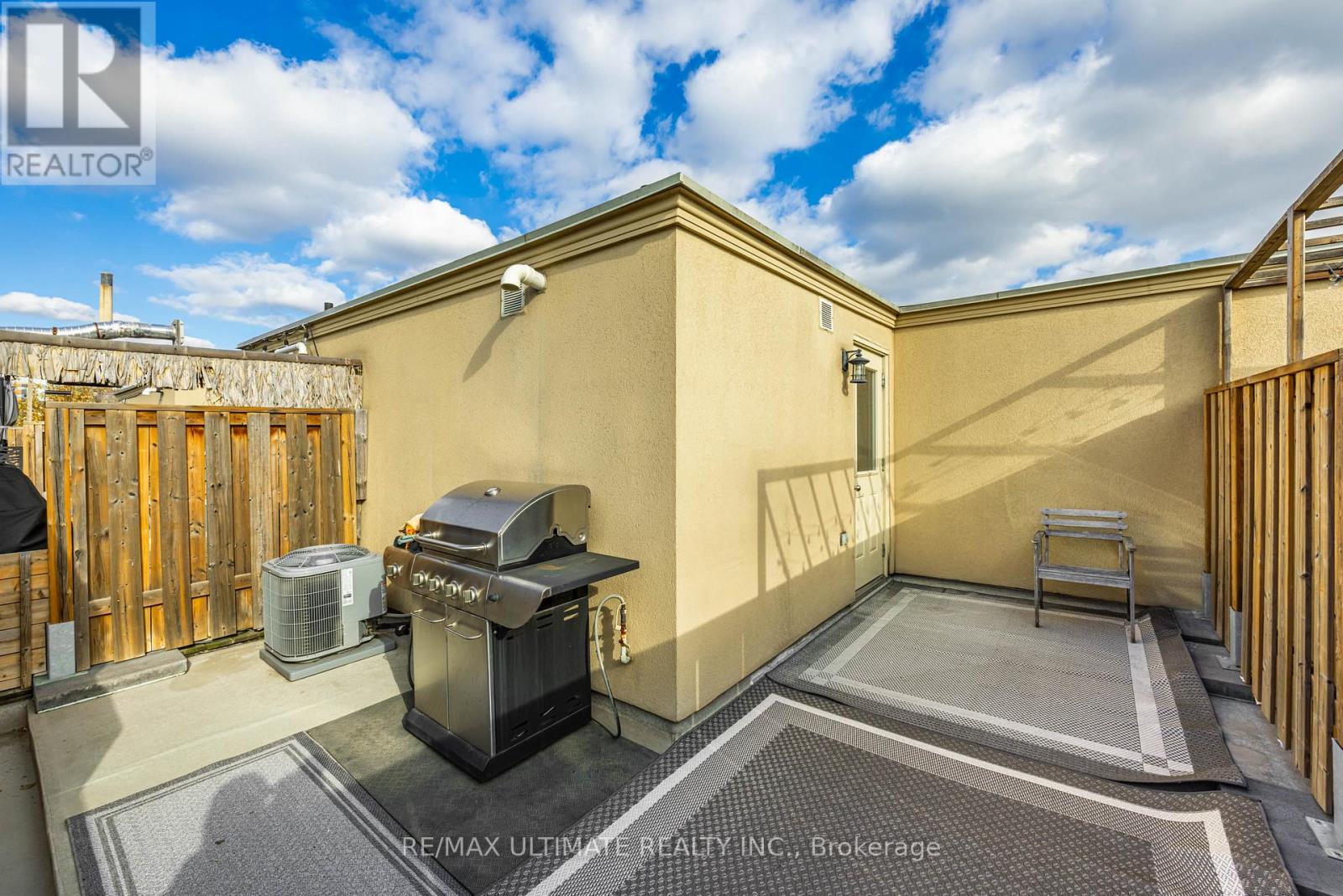 Th21 - 68 Carr Street, Toronto, Ontario  M5T 1B7 - Photo 24 - C12562036