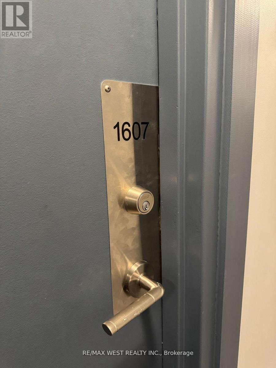 1607 - 40 HOMEWOOD AVENUE, Toronto, Ontario