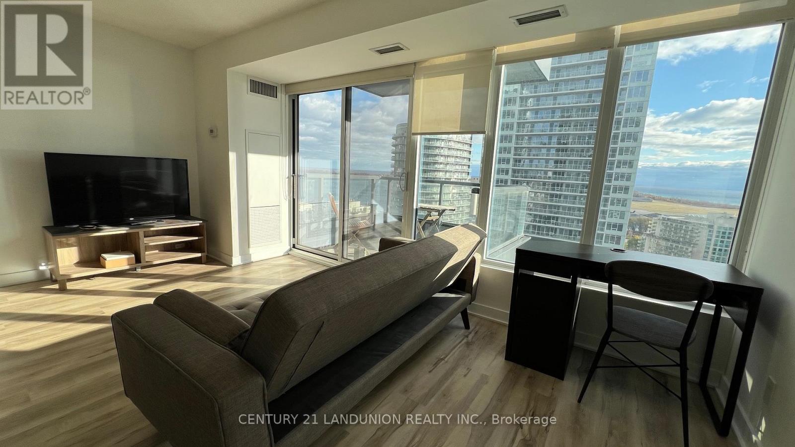 2602 - 70 Queens Wharf Road, Toronto, Ontario  M5V 0J2 - Photo 3 - C12562084