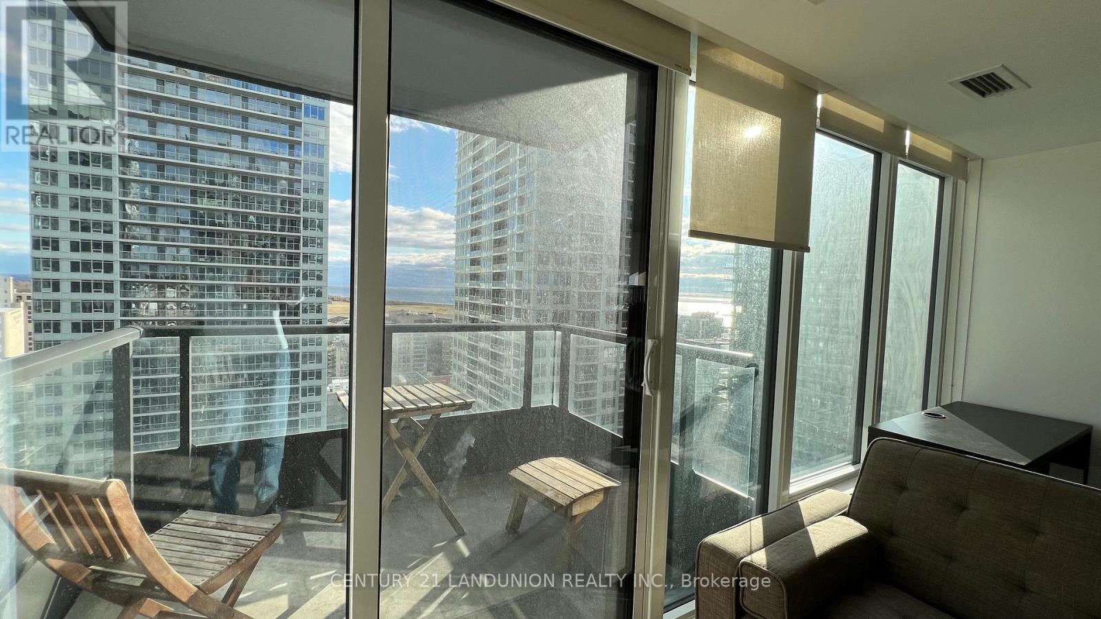 2602 - 70 Queens Wharf Road, Toronto, Ontario  M5V 0J2 - Photo 7 - C12562084