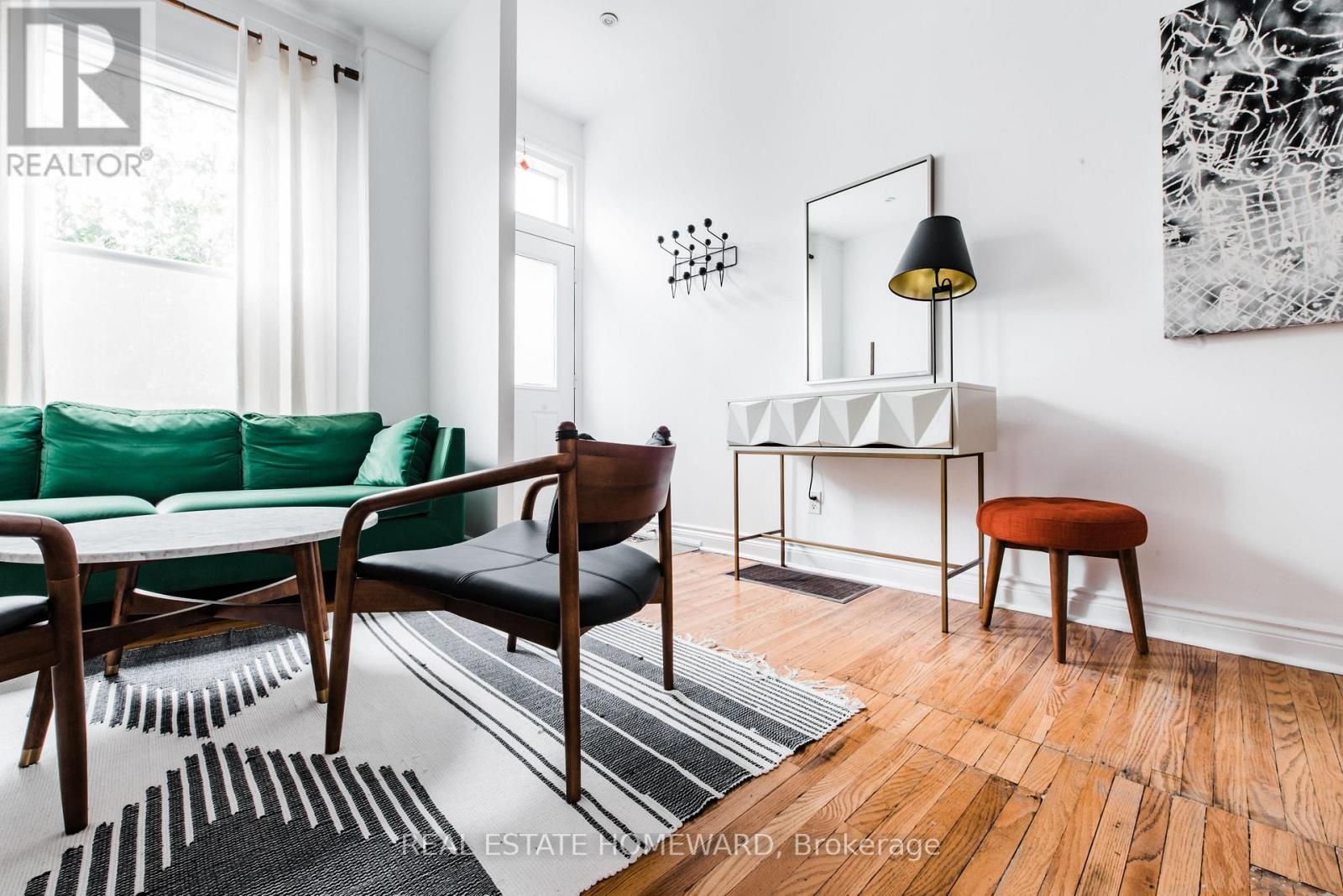 77 Claremont Street, Toronto, Ontario  M6J 2M7 - Photo 5 - C12562120