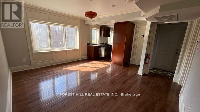 4 - 216 Heath Street, Toronto, Ontario  M5P 1N7 - Photo 6 - C12562138