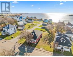 168 Borden Avenue, Borden-Carleton, Ca