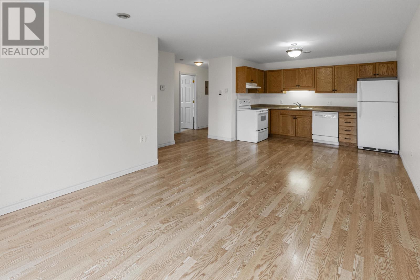 17 Heatherway Drive, Cornwall, Prince Edward Island  C0A 1H3 - Photo 7 - 202528299