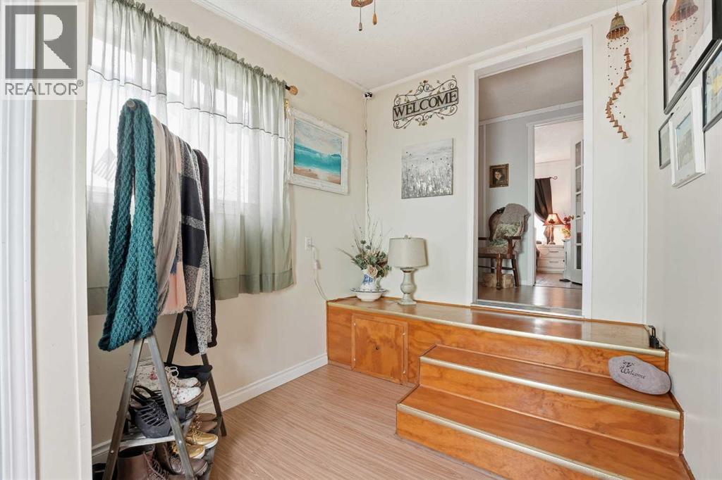 211, 37543 England Way, Rural Red Deer County, Alberta  T4S 2C3 - Photo 5 - A2268660