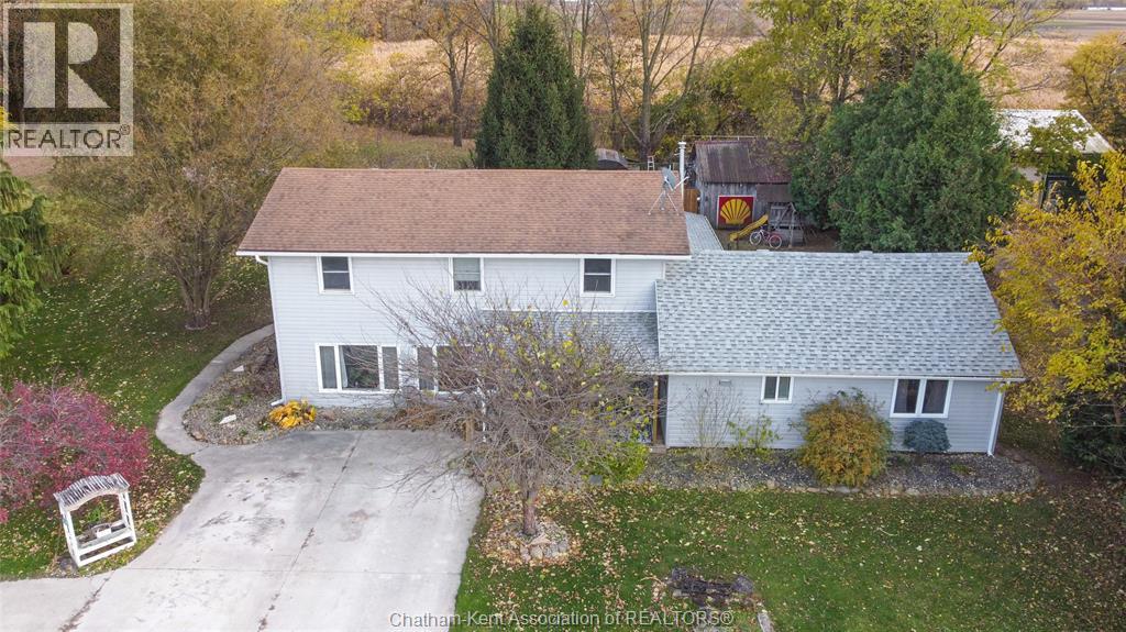 13136 EVERGREEN LINE, Thamesville, Ontario