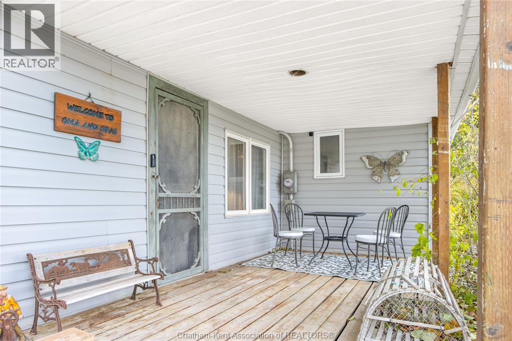 13136 Evergreen Line, Thamesville, Ontario  N0P 2K0 - Photo 6 - 25028309