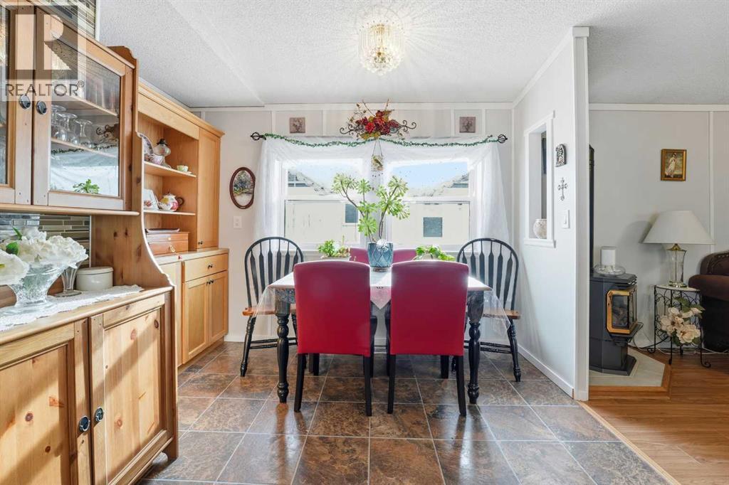 211, 37543 England Way, Rural Red Deer County, Alberta  T4S 2C3 - Photo 11 - A2268660