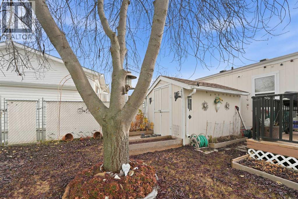 211, 37543 England Way, Rural Red Deer County, Alberta  T4S 2C3 - Photo 25 - A2268660