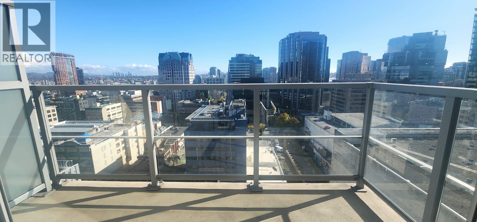 1712 610 GRANVILLE STREET, Vancouver, British Columbia