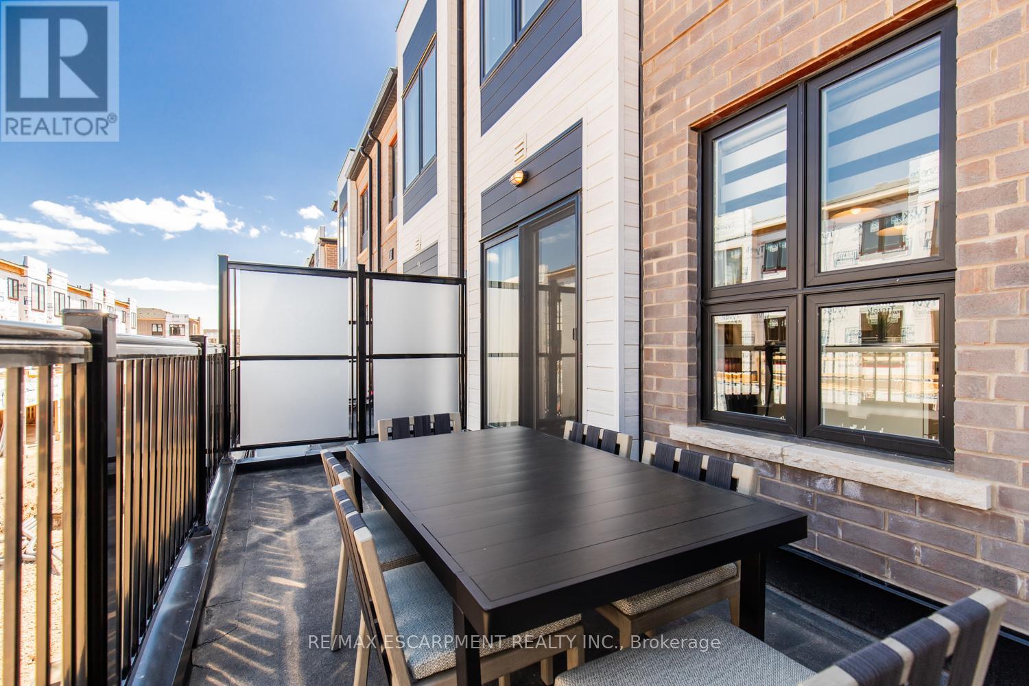 205 Burke Street, Hamilton, Ontario  L0R 2H7 - Photo 20 - X12108851