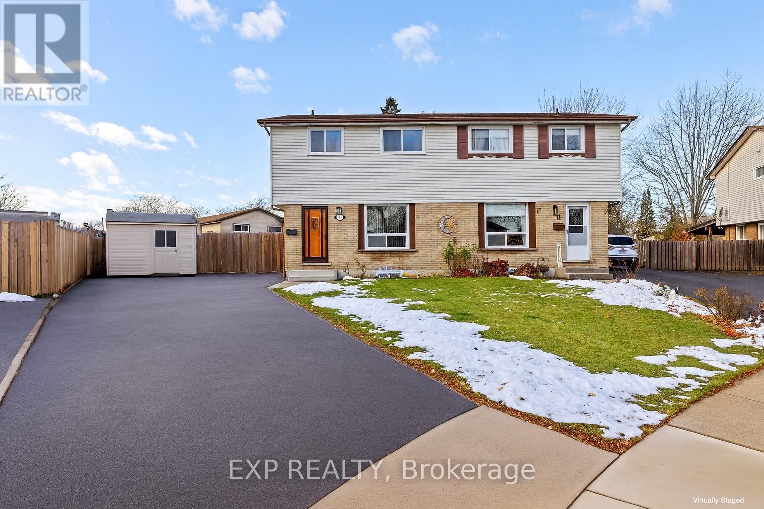 9 CLEVELAND PLACE, Hamilton, Ontario