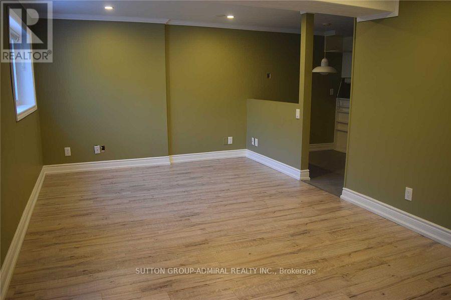 Lower - 57 Maplegrove Avenue, Bradford West Gwillimbury (Bradford), Ontario L3Z 1R9 - Photo 5 - N12562040