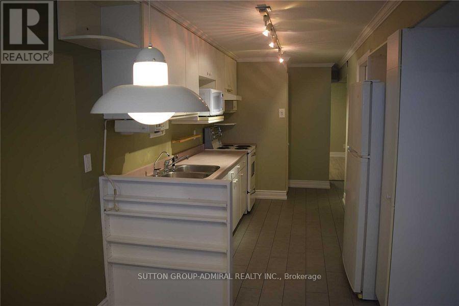 Lower - 57 Maplegrove Avenue, Bradford West Gwillimbury (Bradford), Ontario L3Z 1R9 - Photo 7 - N12562040